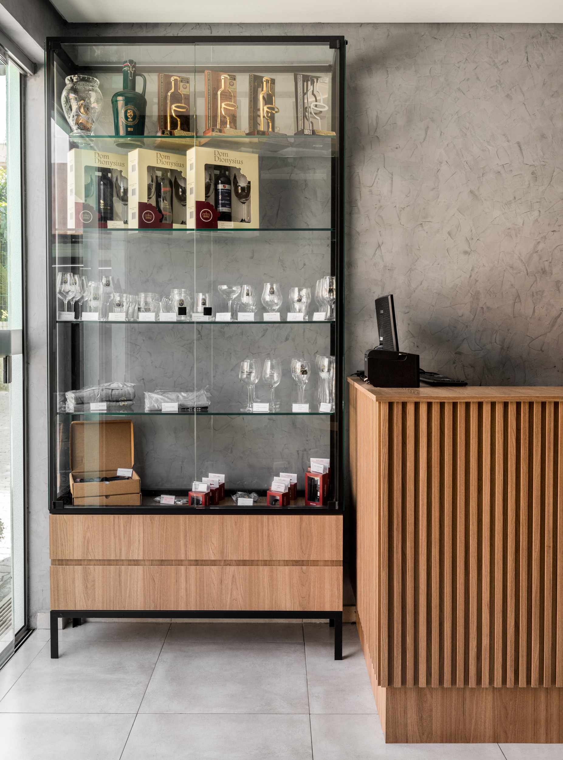 cervejaria + vinÃcola cervejaria + vinÃcola