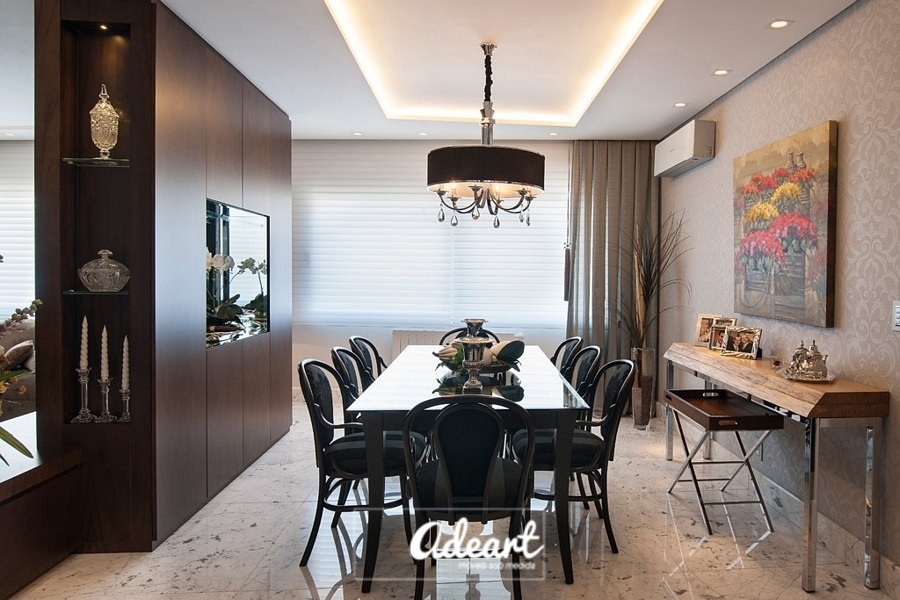 Sala de Jantar com mvel divisrio